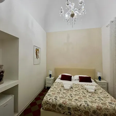 Guest house With Private Bathroom *
