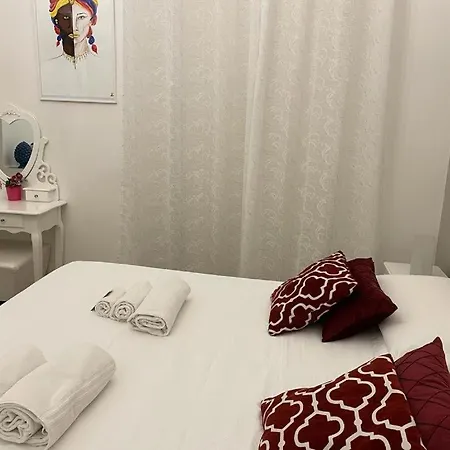 Guest house With Private Bathroom
