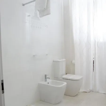 With Private Bathroom * Catania