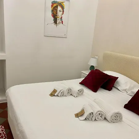 Guest house With Private Bathroom *